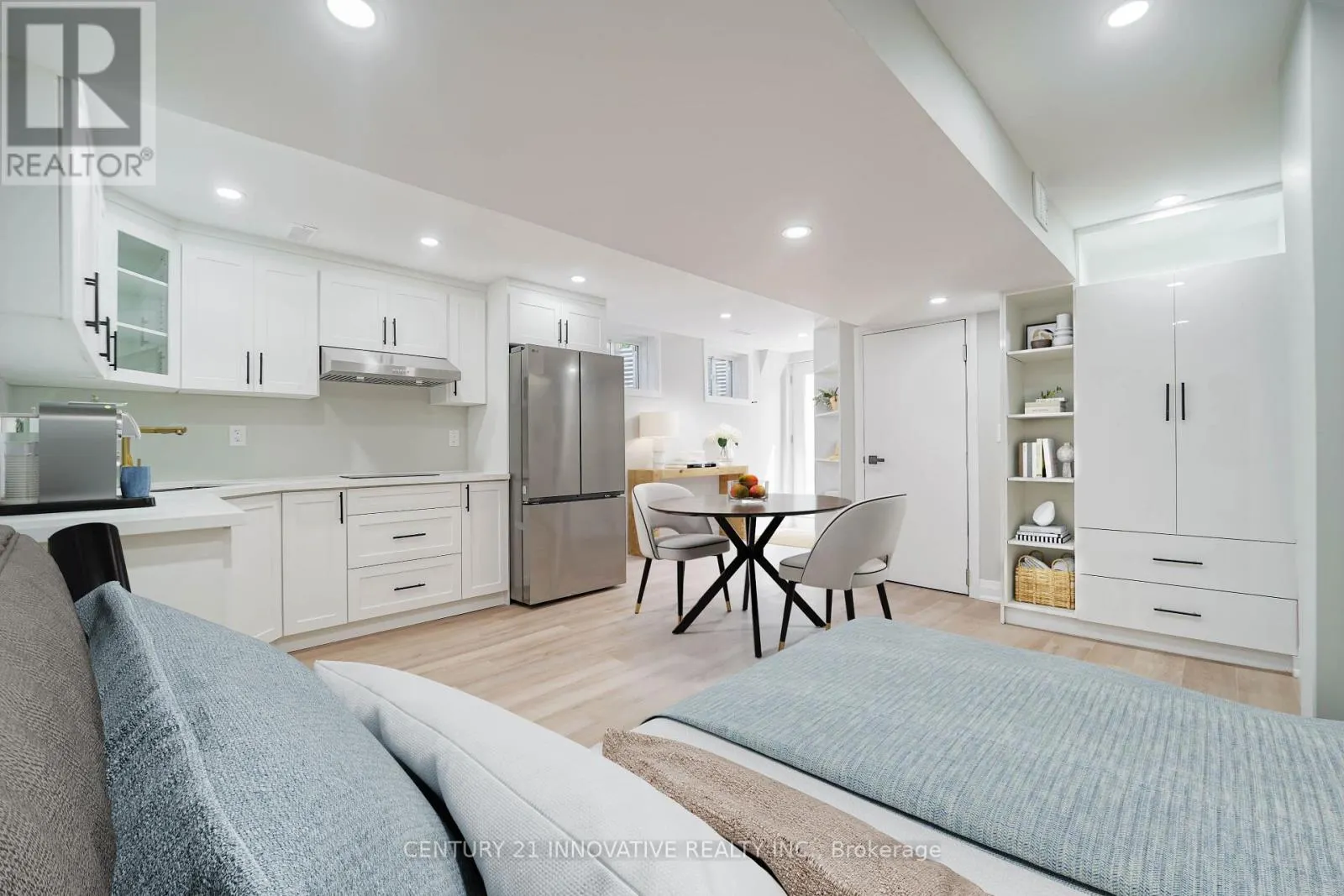 1410 STILLMEADOW LANE