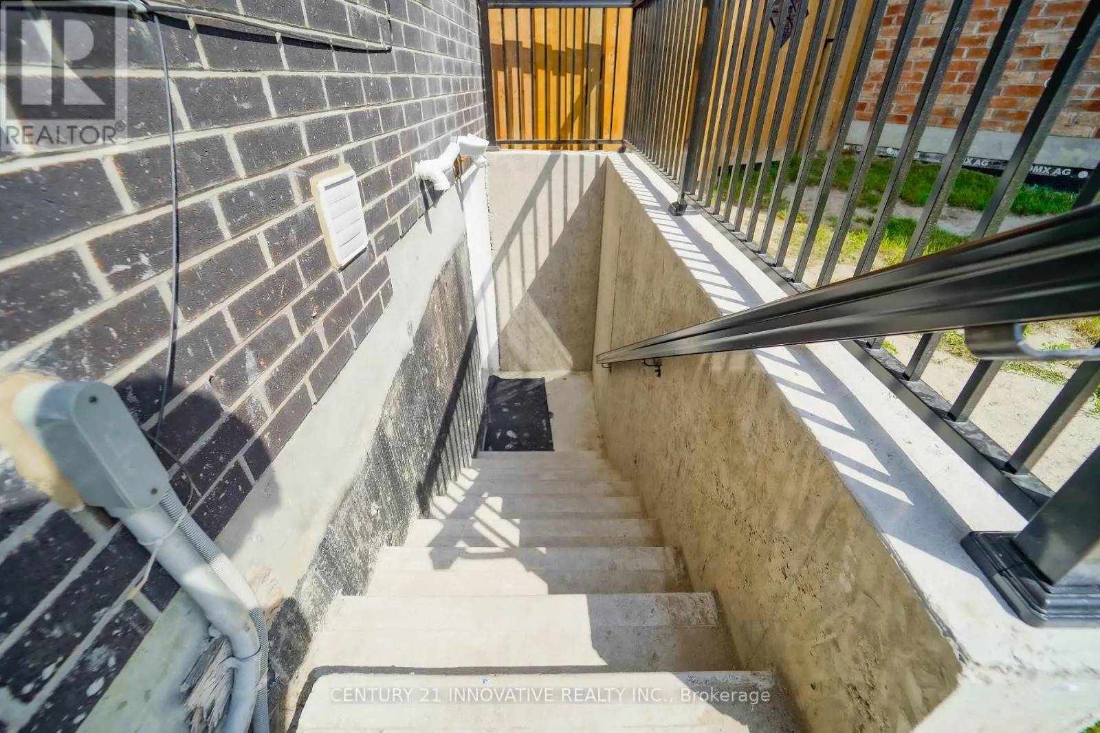 1410 STILLMEADOW LANE
