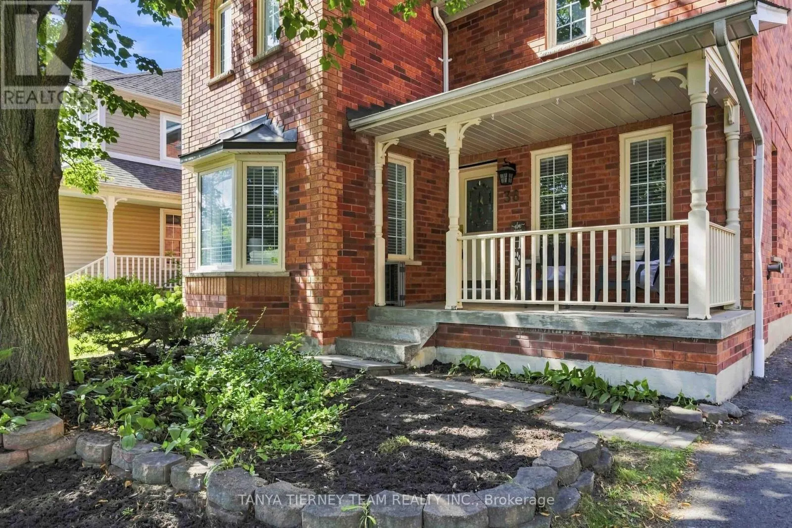 36 ZACHARY PLACE