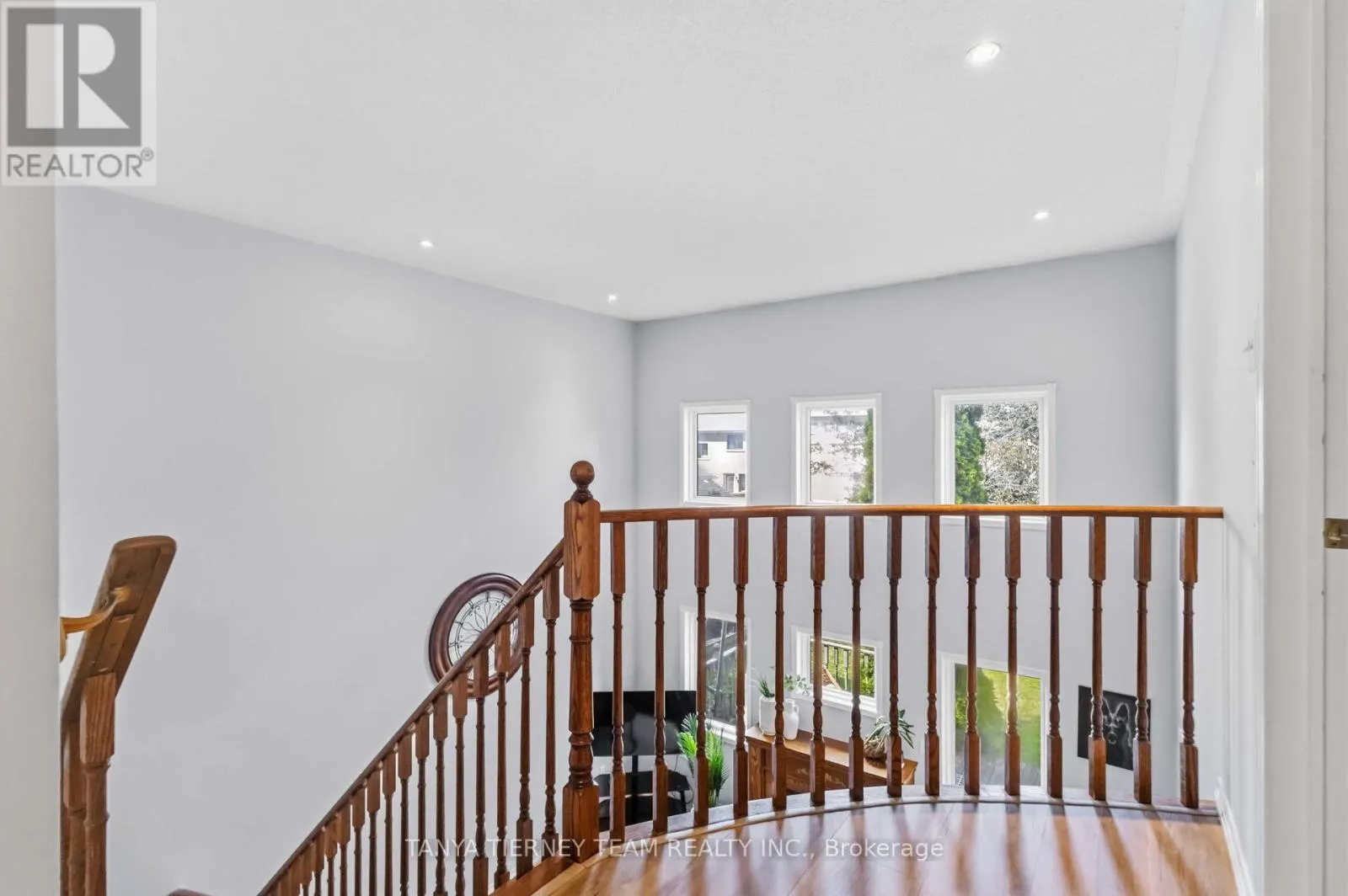 36 ZACHARY PLACE