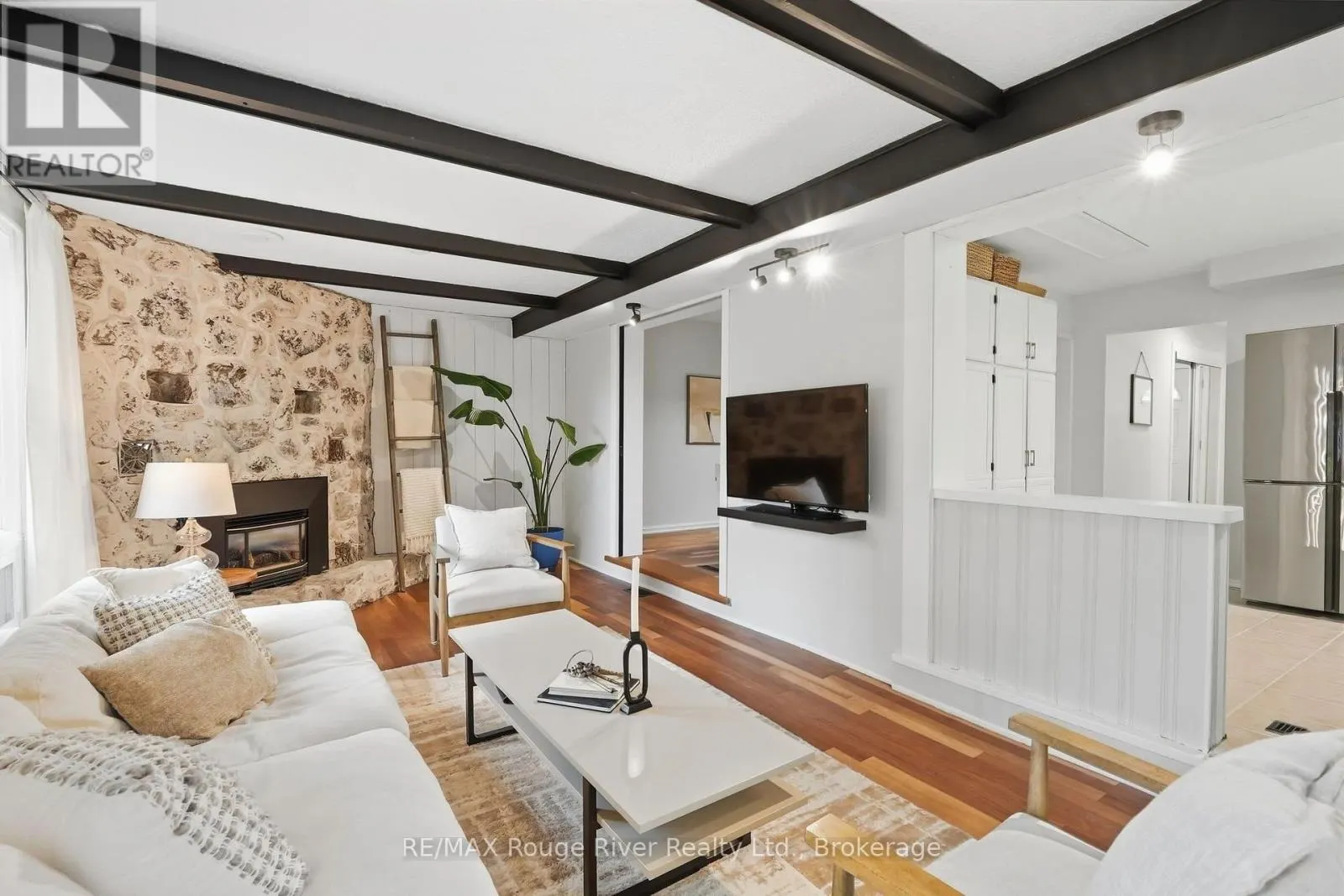 313 LUPIN DRIVE