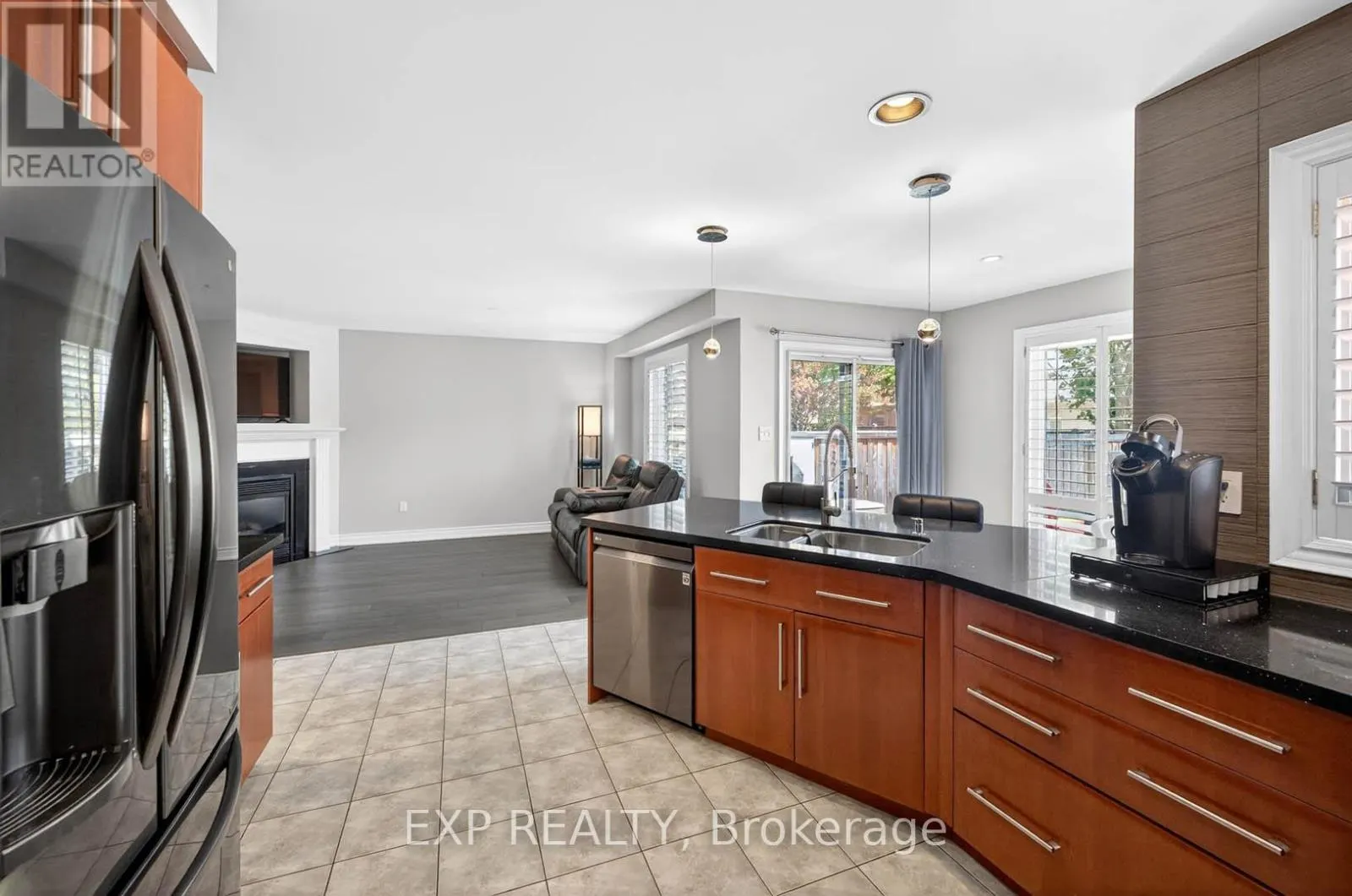 2345 SOUTHCOTT ROAD