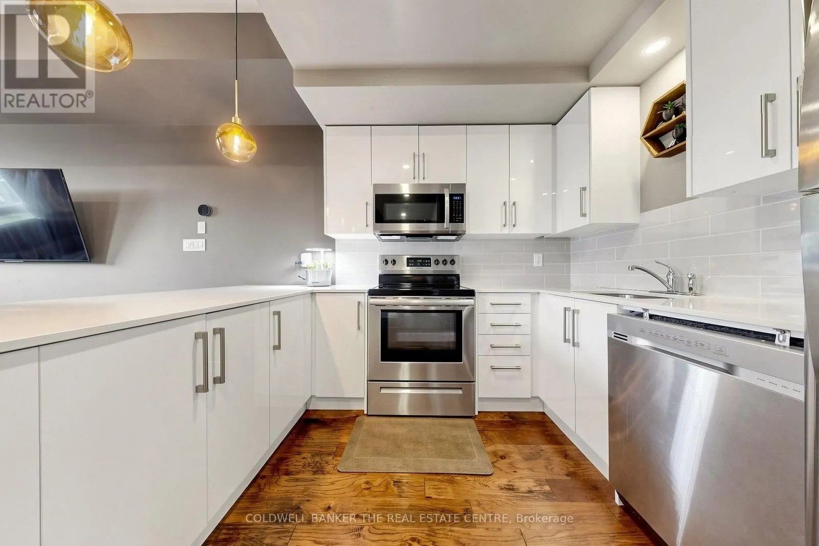 #36 - 1870 ALTONA ROAD