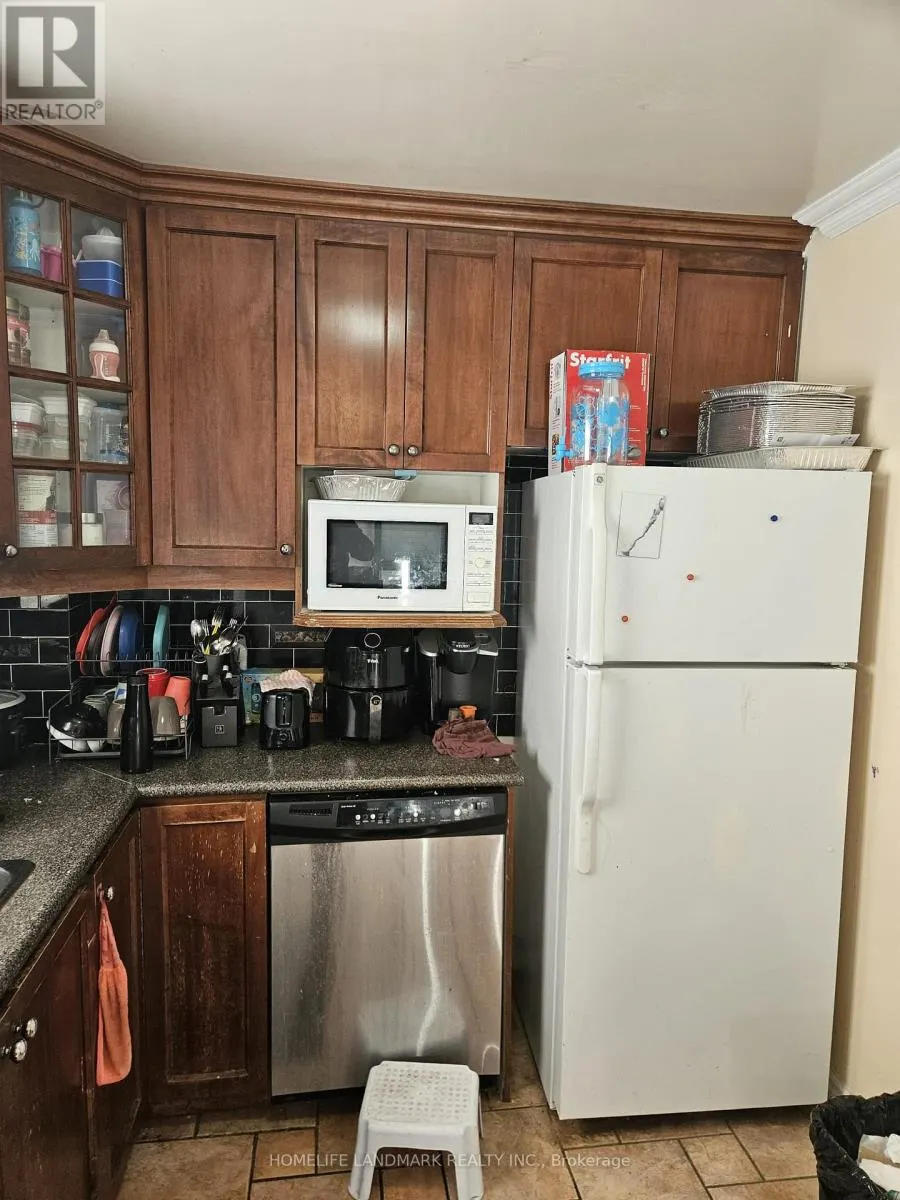8 GOSKIN COURT