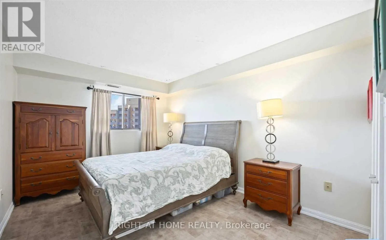 1404 - 757 VICTORIA PARK AVENUE E