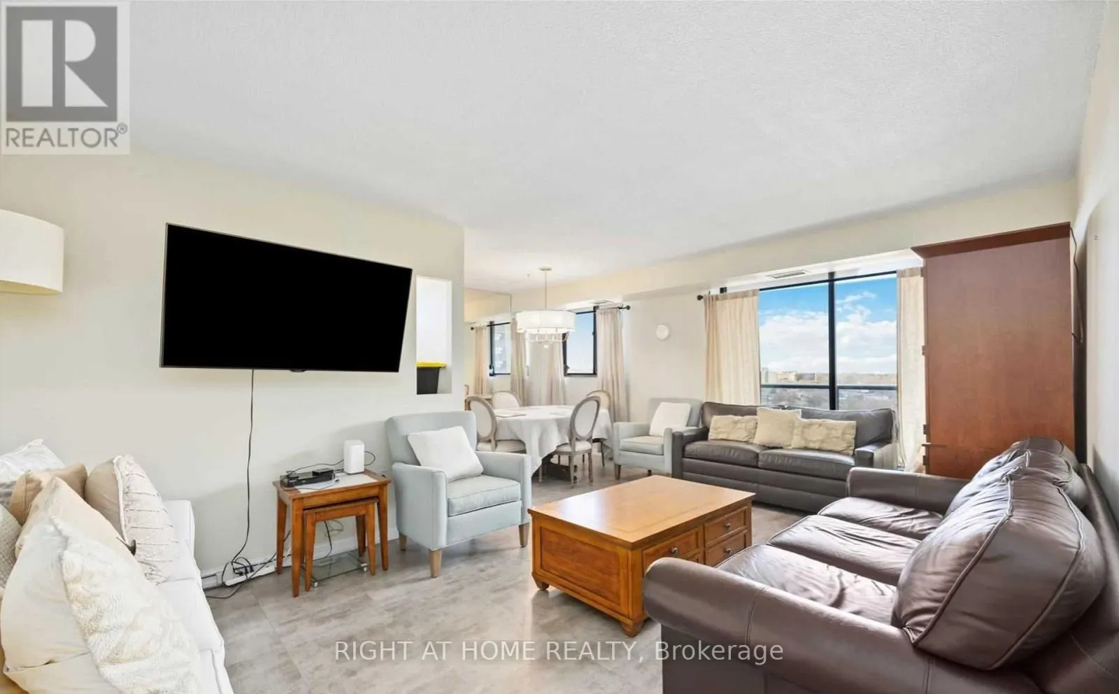 1404 - 757 VICTORIA PARK AVENUE E