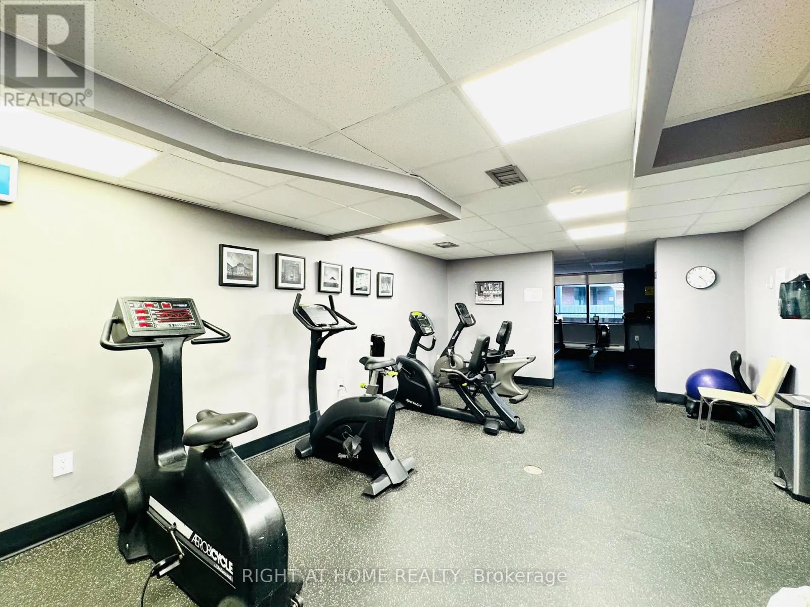 1404 - 757 VICTORIA PARK AVENUE E