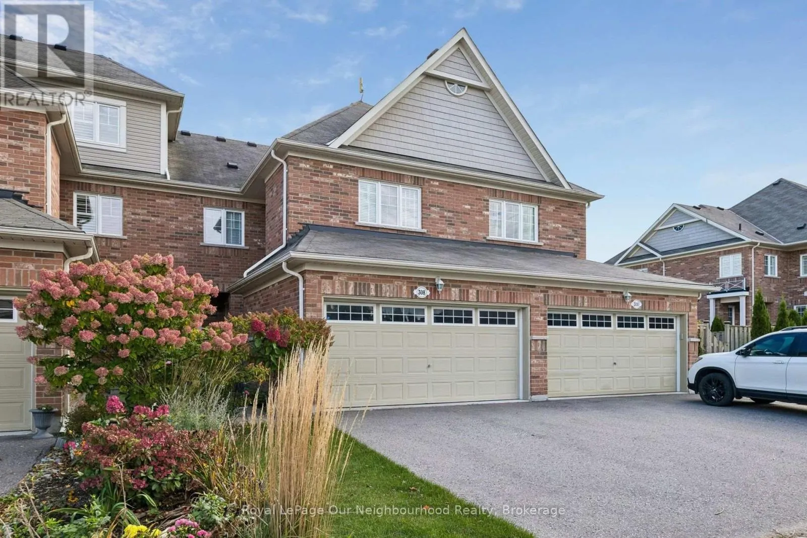 308 LAKEBREEZE DRIVE