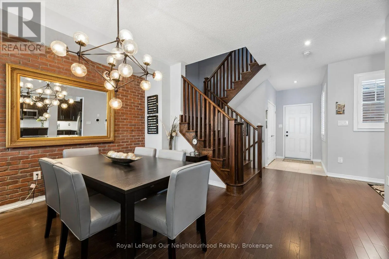 308 LAKEBREEZE DRIVE