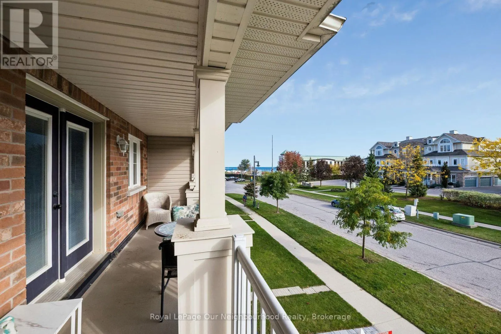 308 LAKEBREEZE DRIVE