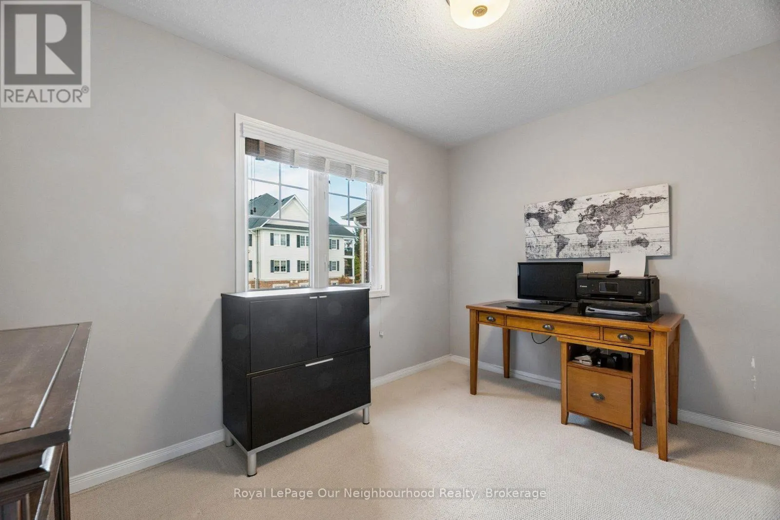 308 LAKEBREEZE DRIVE