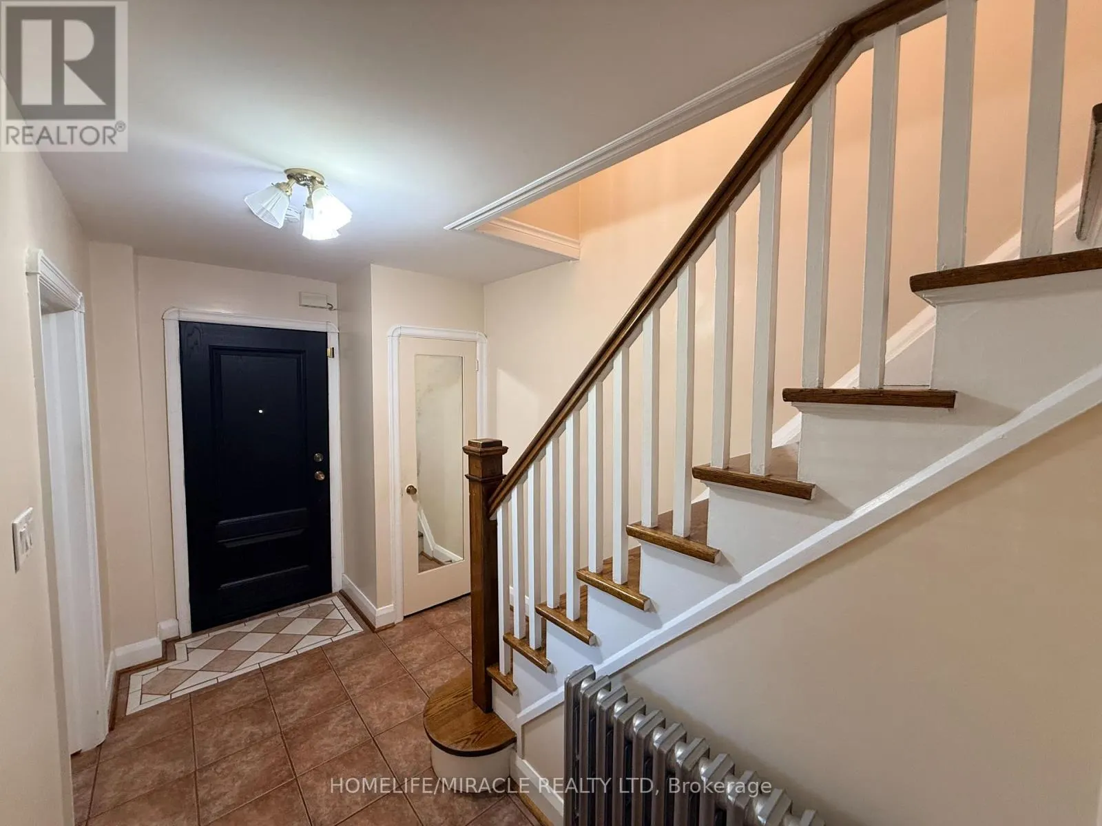 228 BROWNING AVENUE