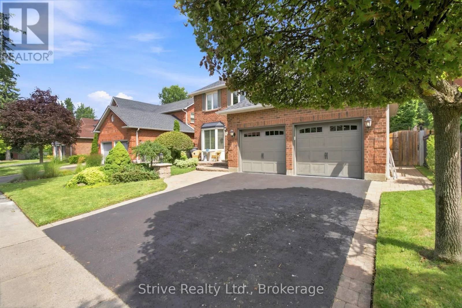 5 CARRIAGE LANE