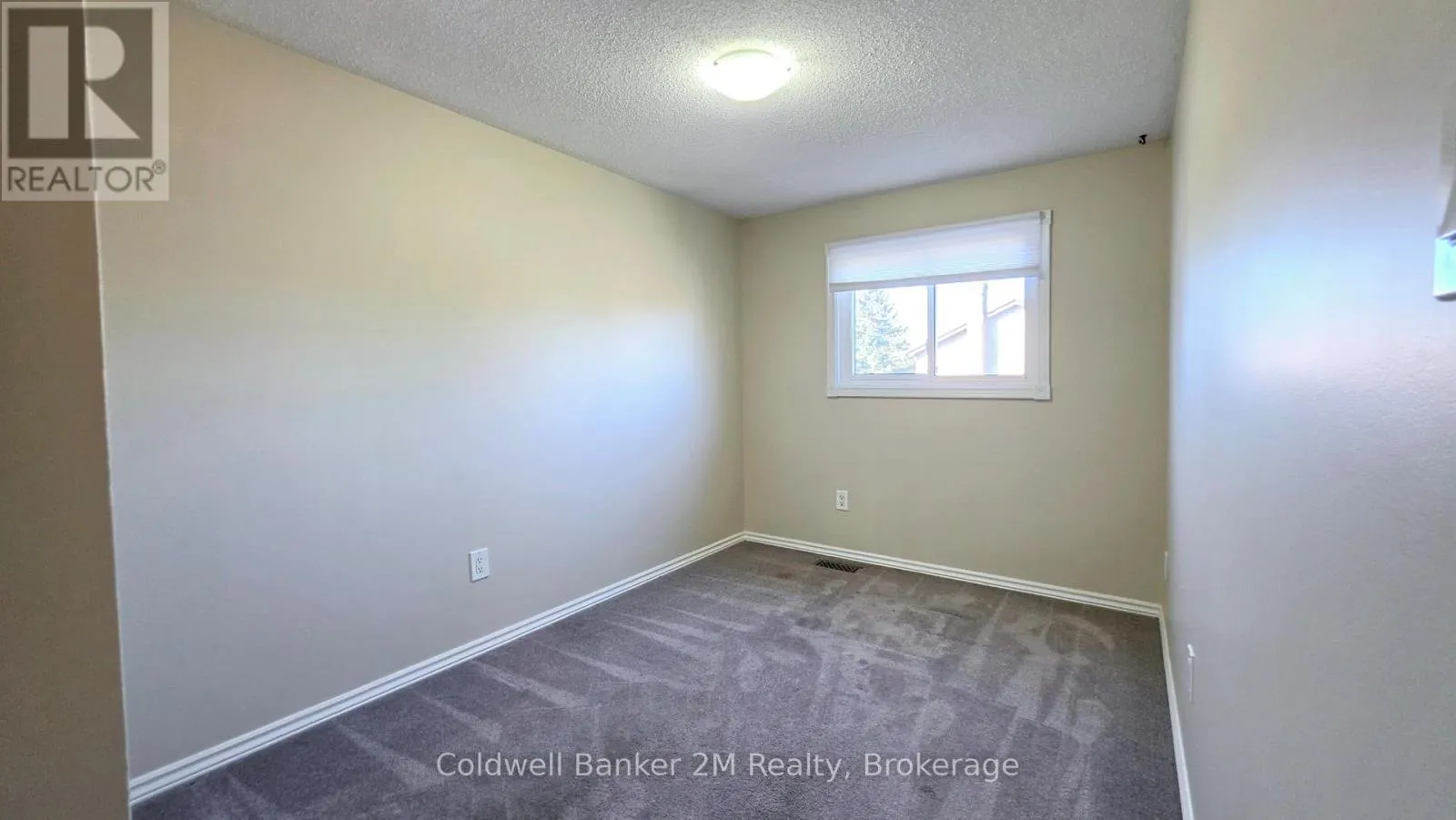 852 ATTERSLEY DRIVE