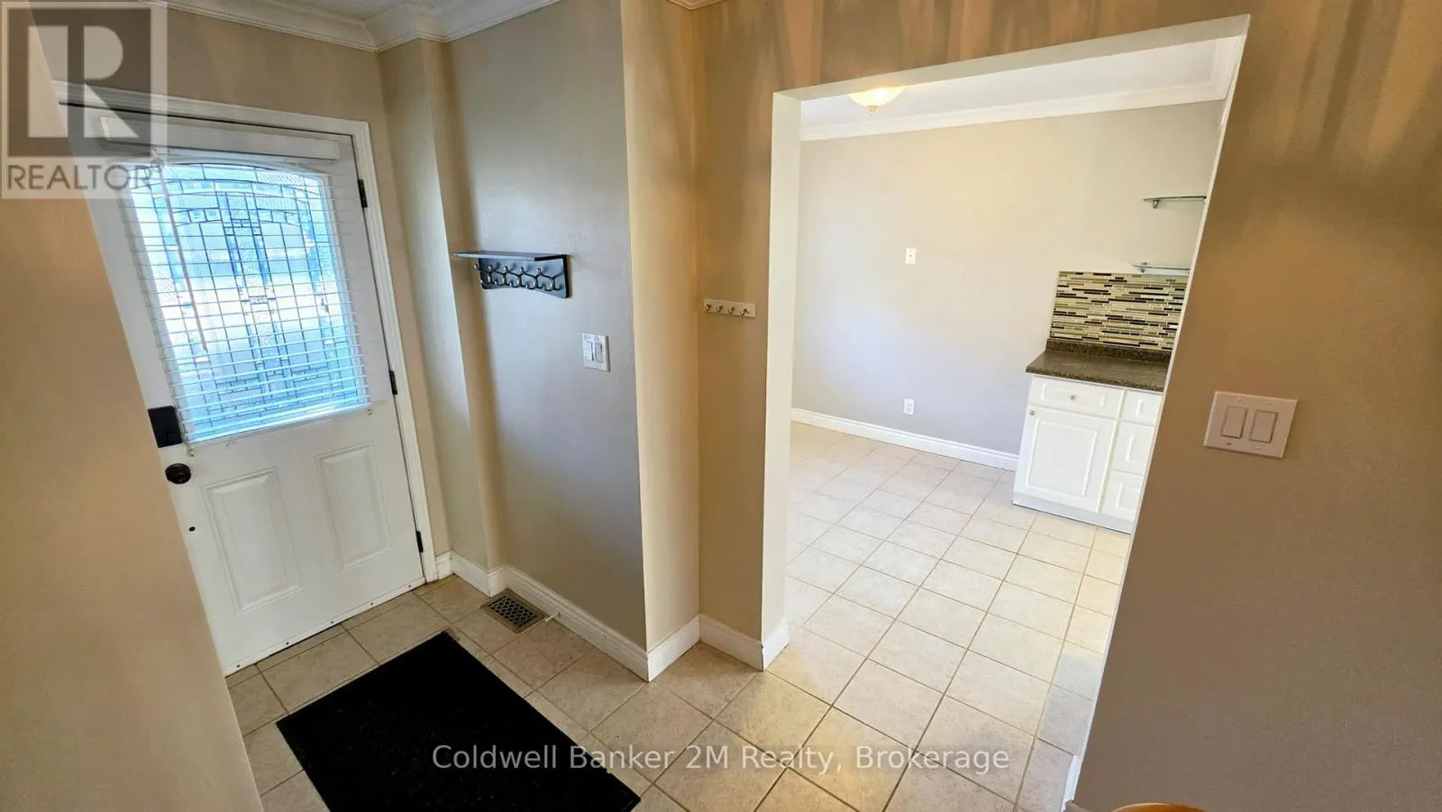 852 ATTERSLEY DRIVE