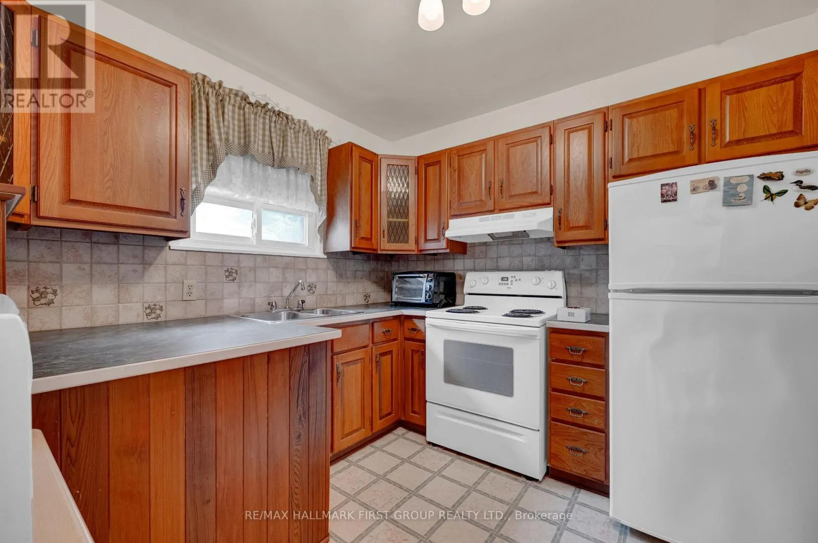 35 TULLOCH DRIVE