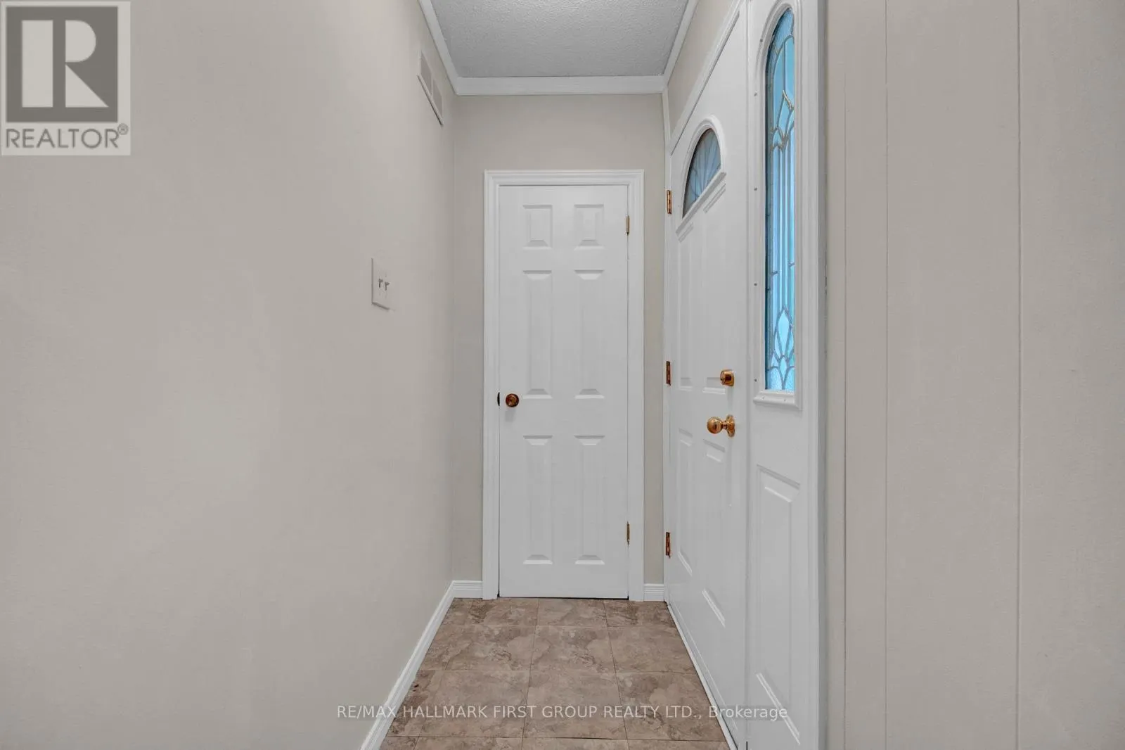 35 TULLOCH DRIVE