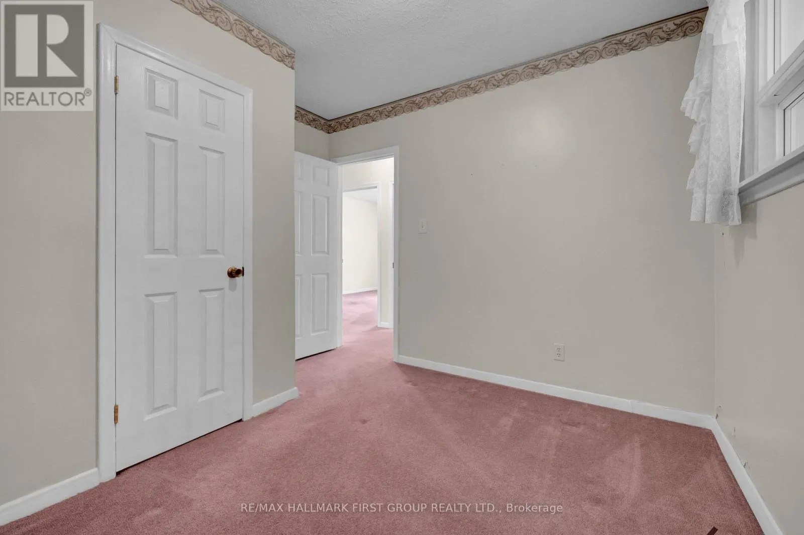 35 TULLOCH DRIVE
