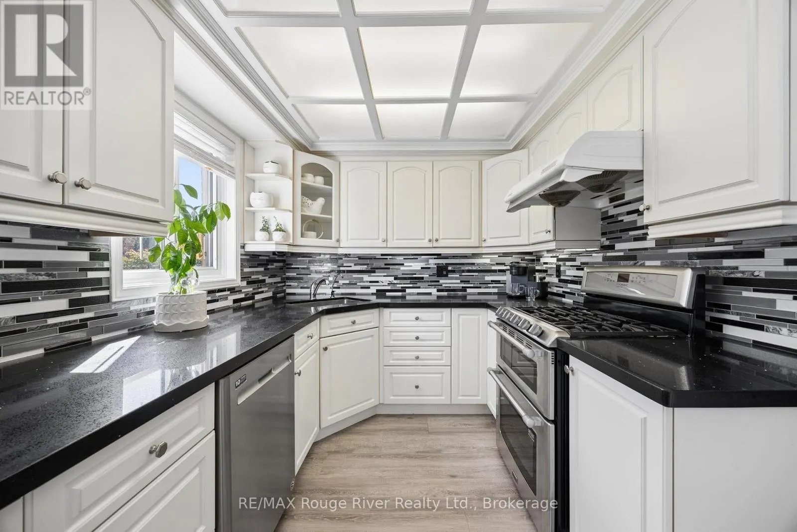 263 GLEN HILL DRIVE