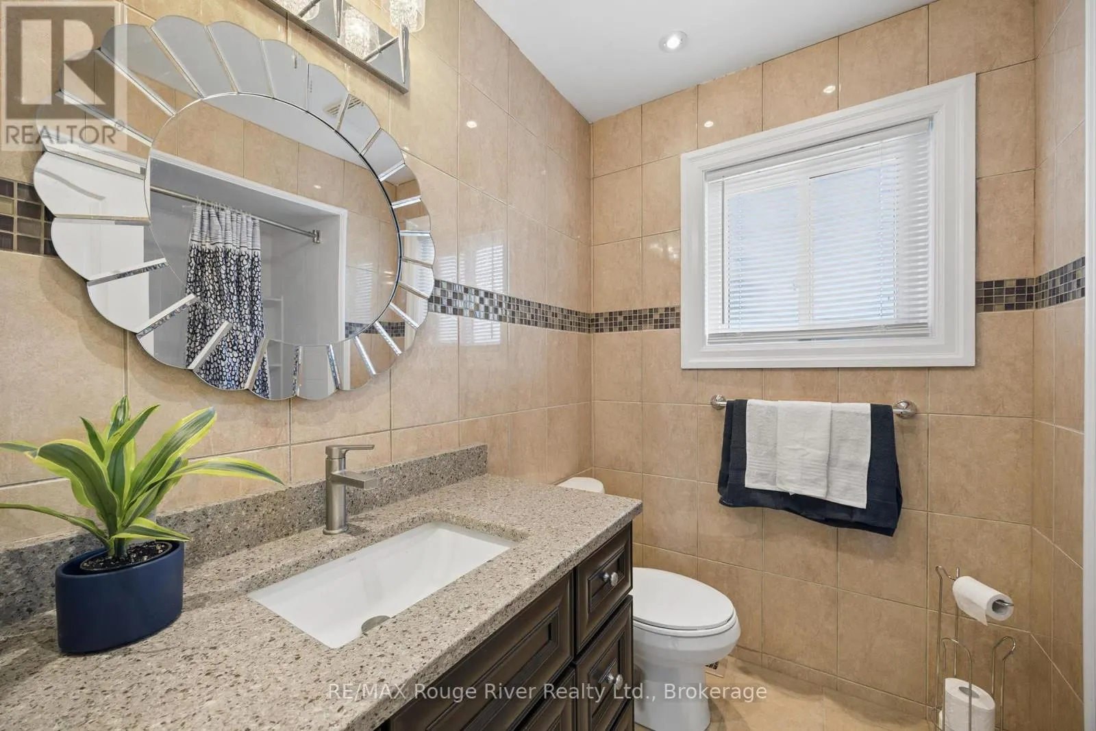 263 GLEN HILL DRIVE