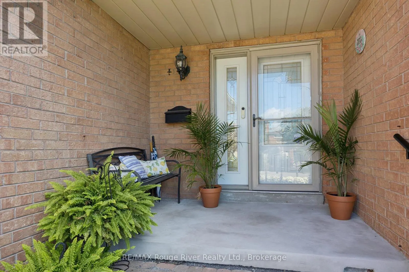 263 GLEN HILL DRIVE