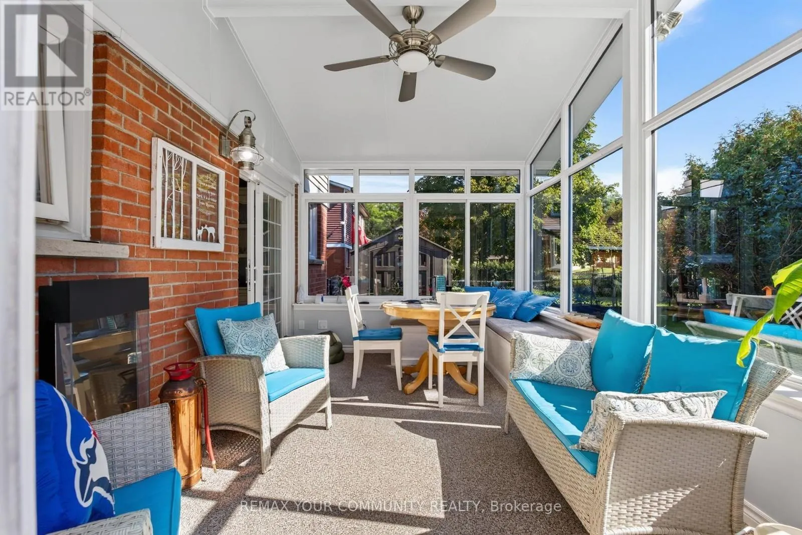 6 STANBRIDGE COURT