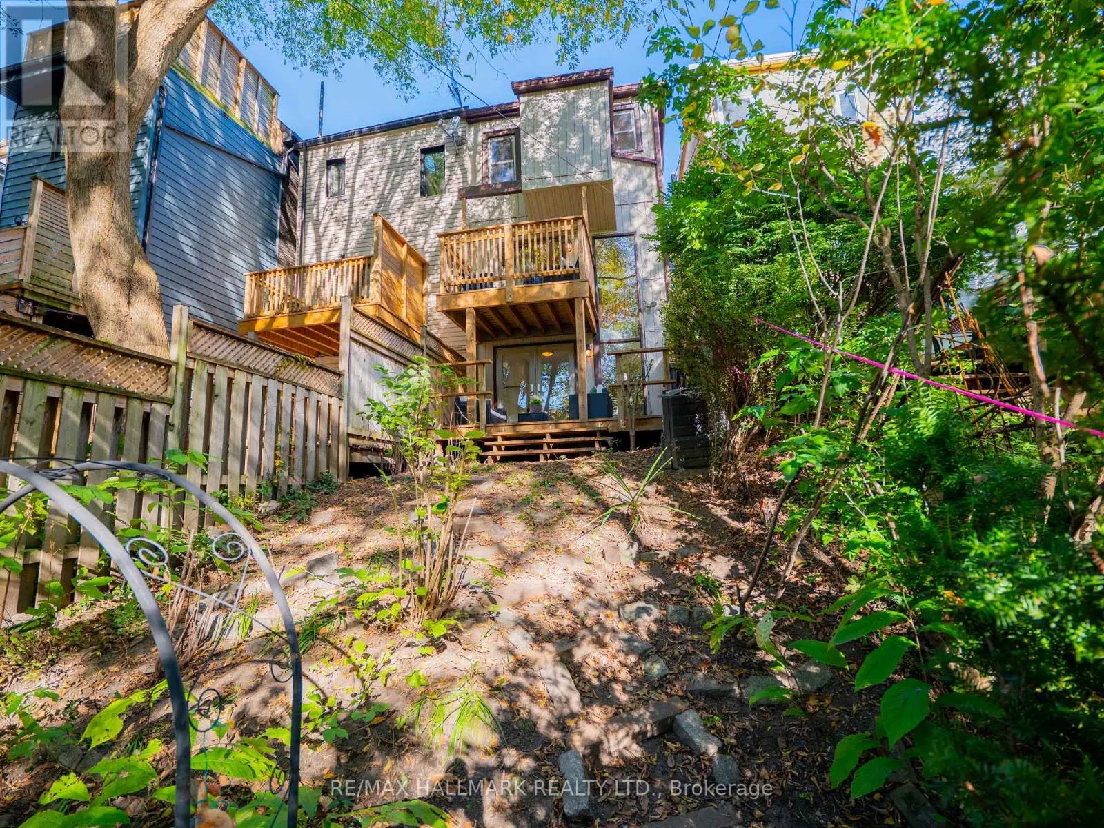 311 BAIN AVENUE