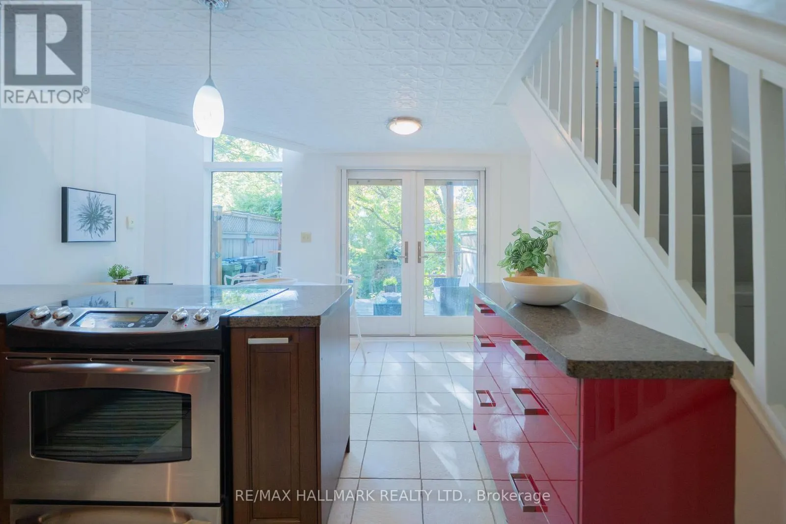 311 BAIN AVENUE
