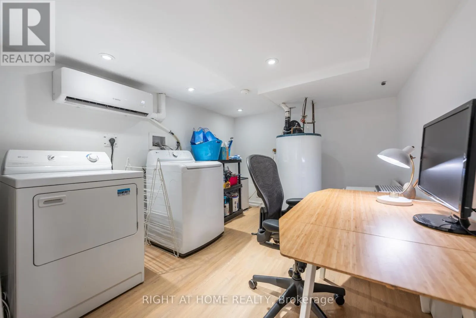 5 1/2 LUTTRELL AVENUE