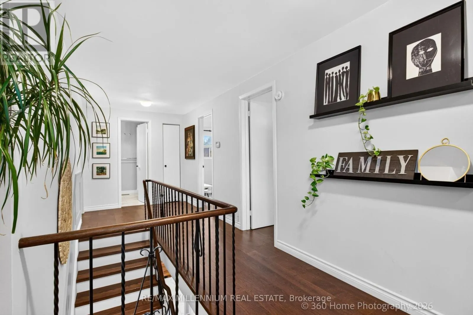 15 MARBLEMOUNT CRESCENT