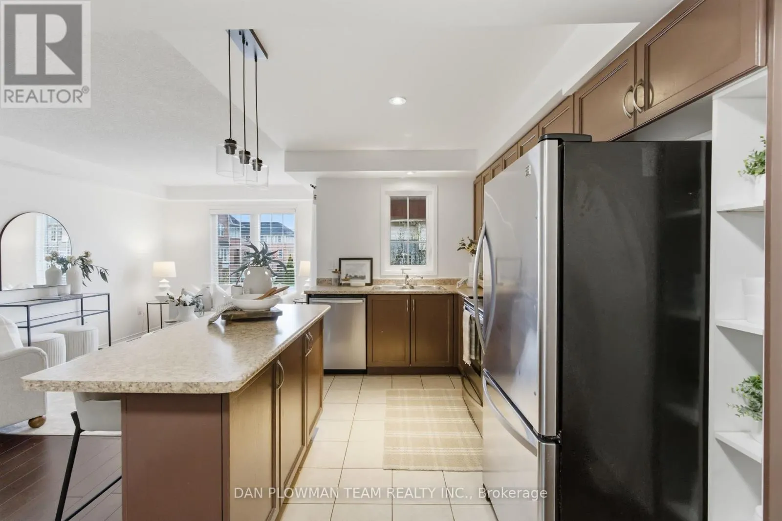 23 BLUNDEN ROAD