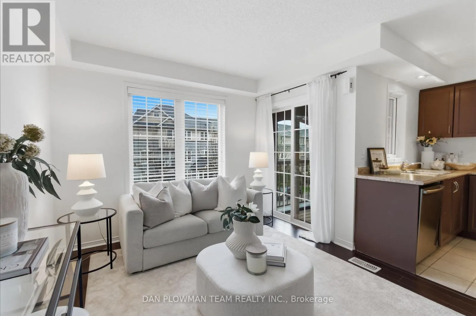 23 BLUNDEN ROAD