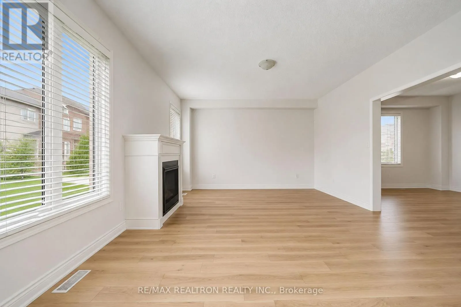 2544 BANDSMAN CRESCENT