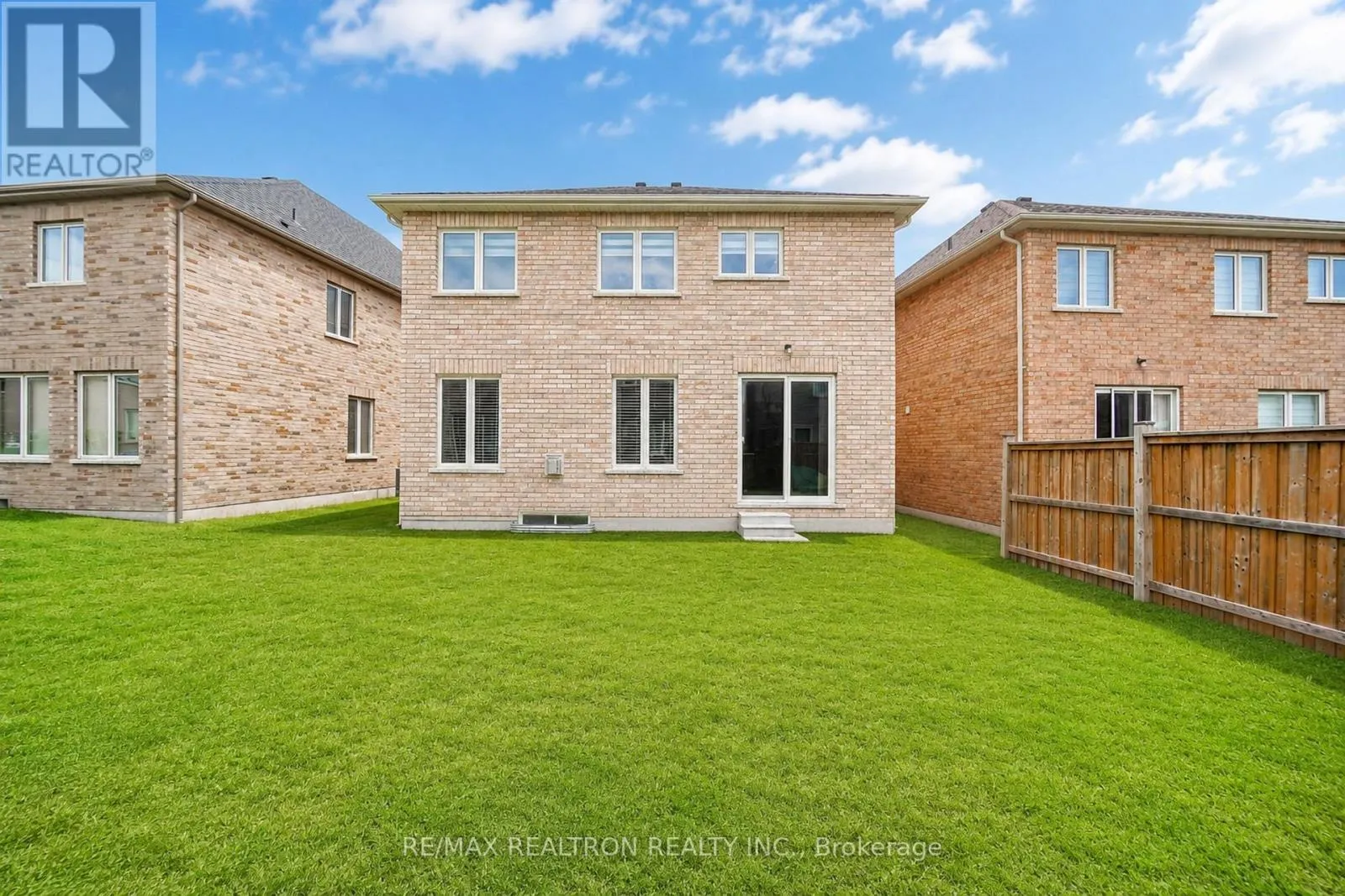 2544 BANDSMAN CRESCENT