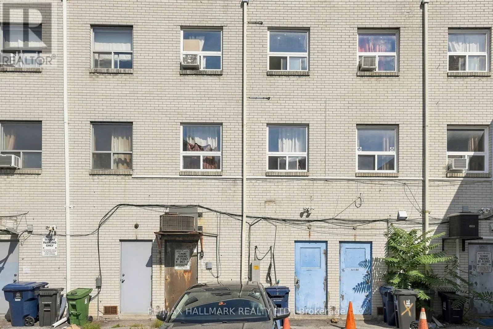 1485 GERRARD STREET E