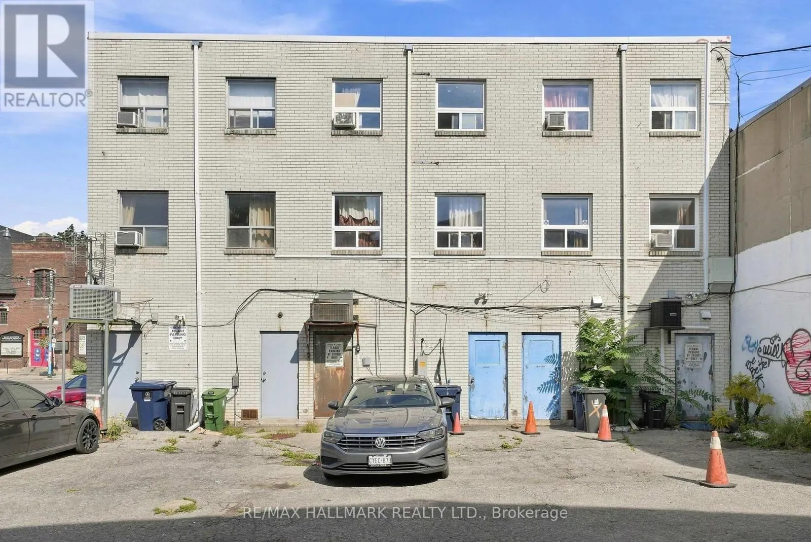 1485 GERRARD STREET E