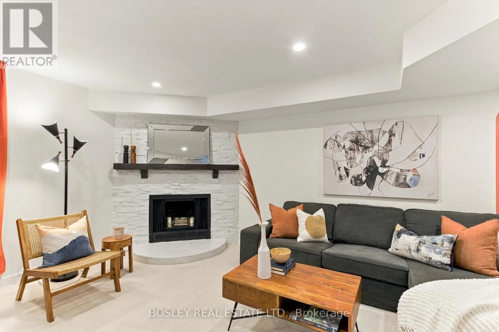 14 LOUNT STREET