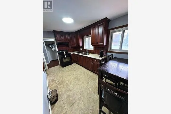 76 SWITZER DRIVE