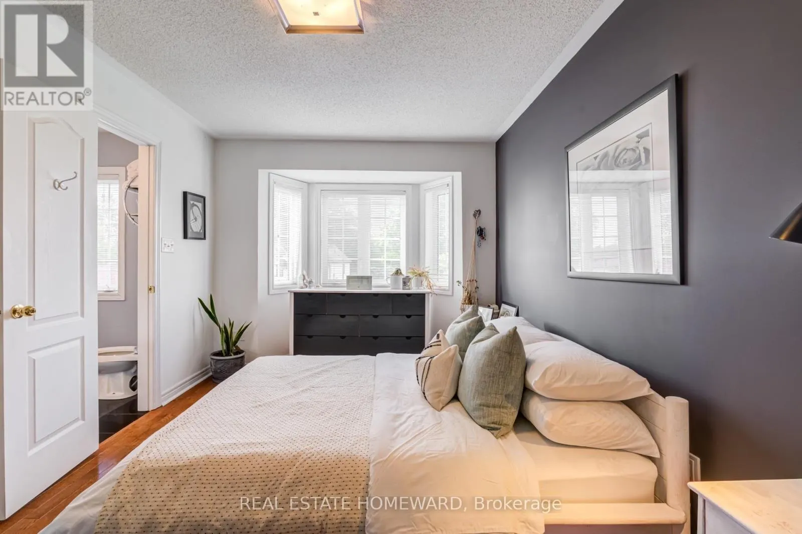 5A FALMOUTH AVENUE