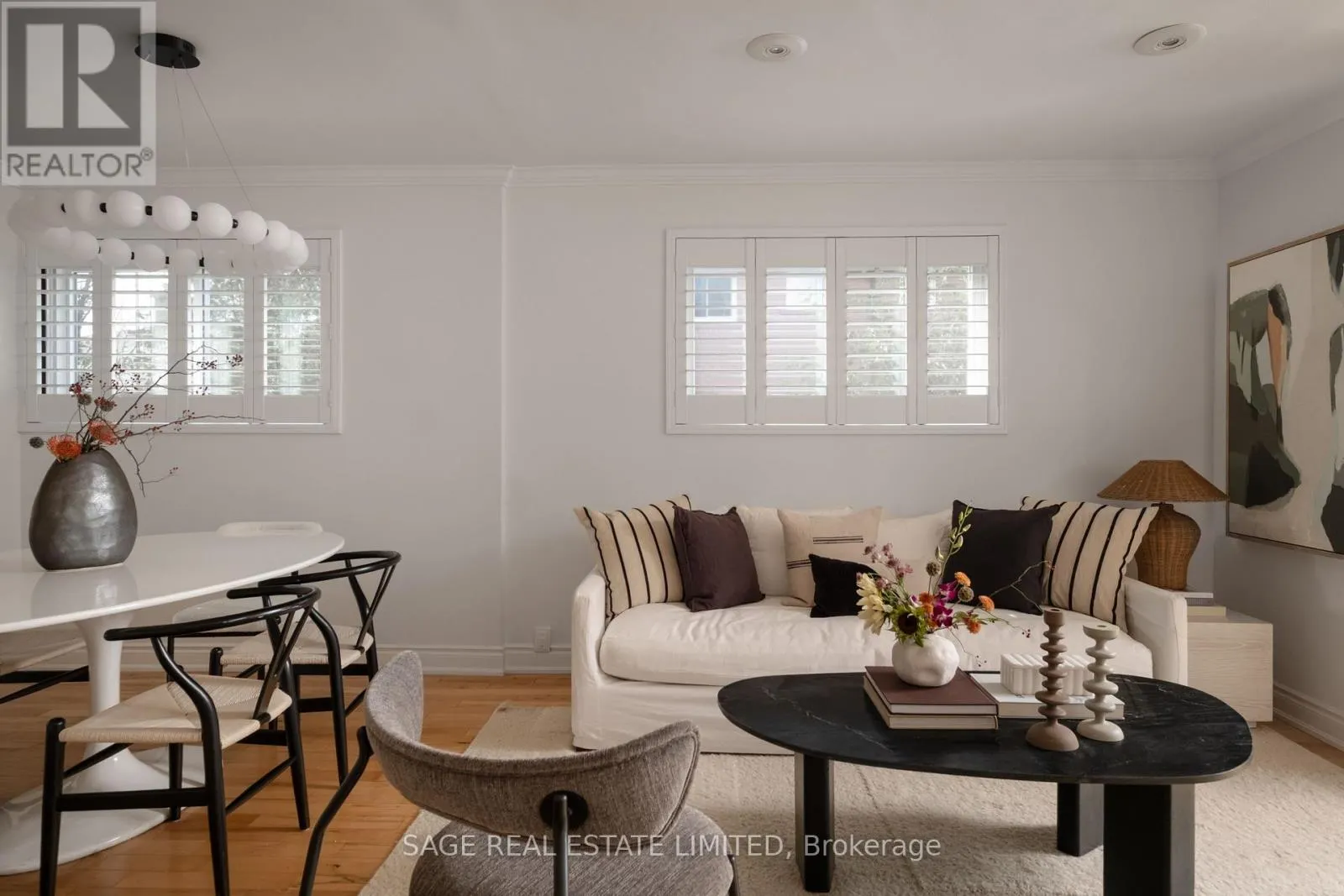 35 CHAPMAN AVENUE