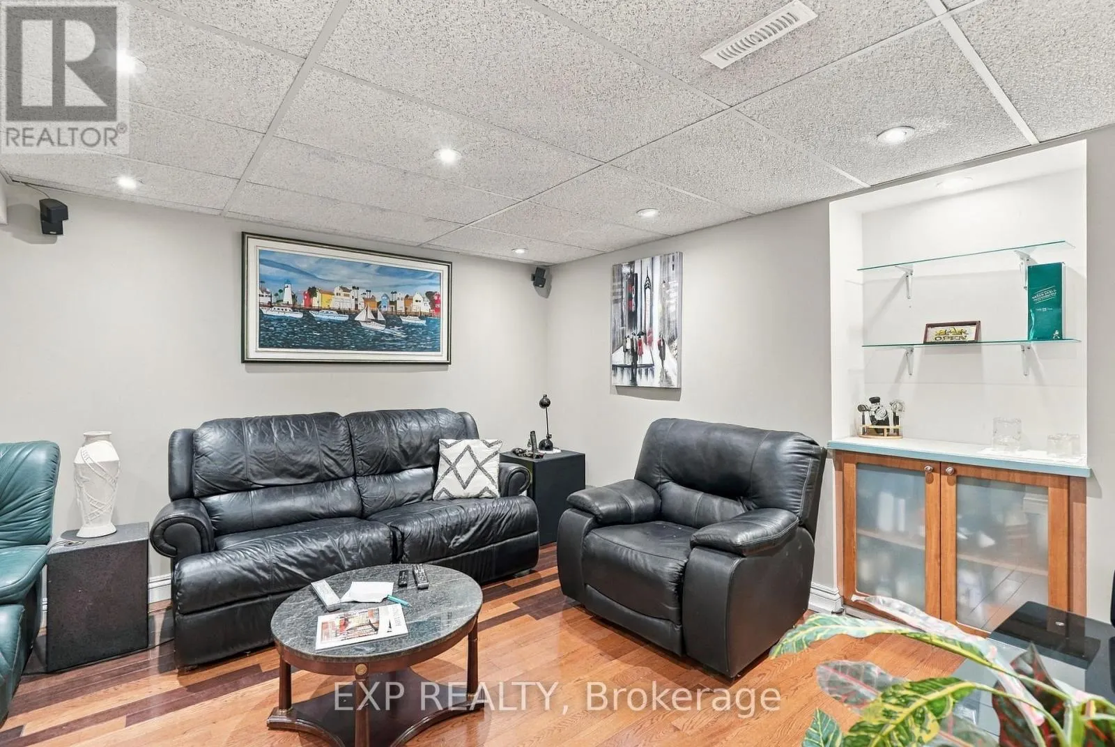 88 VALDOR DRIVE