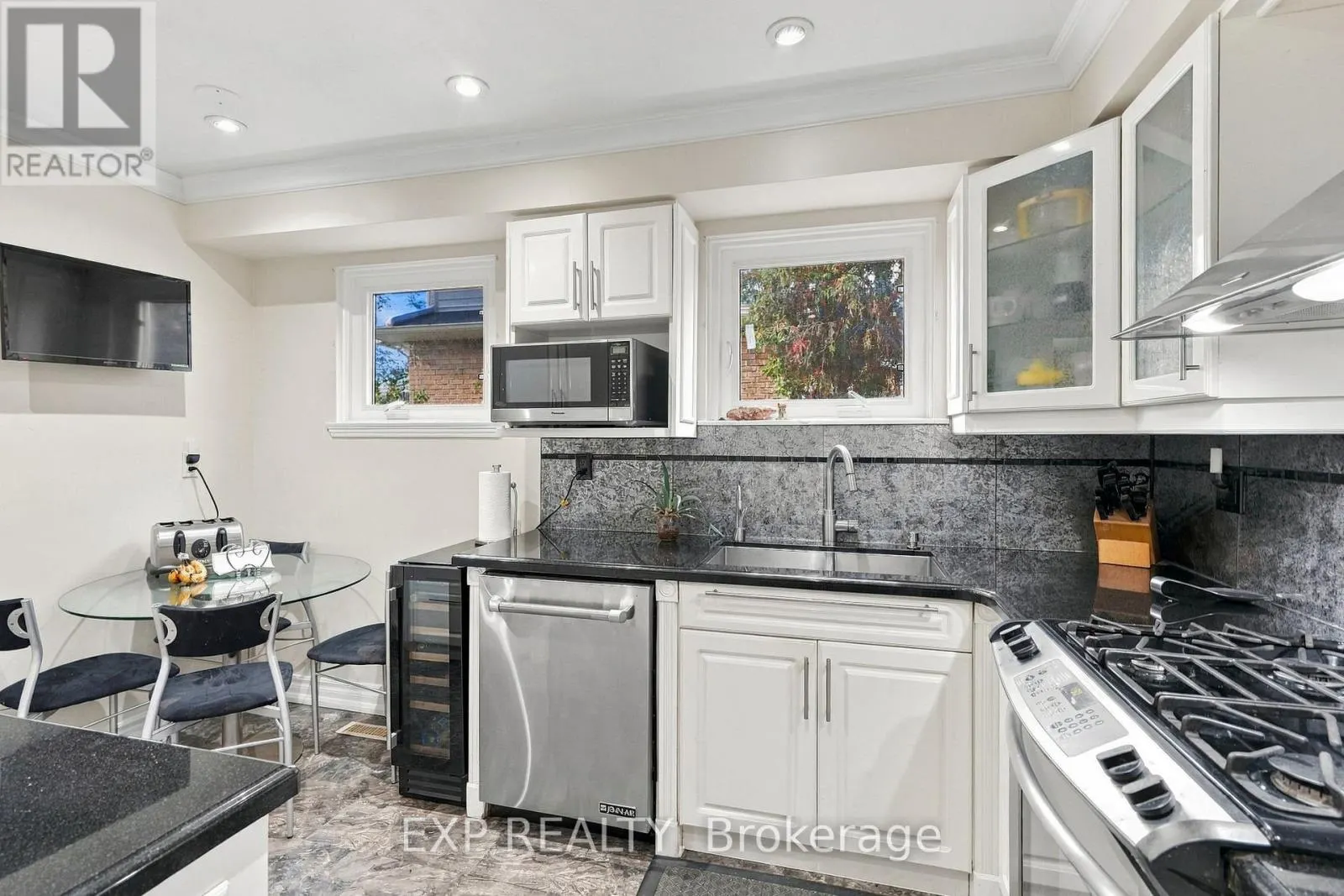 88 VALDOR DRIVE