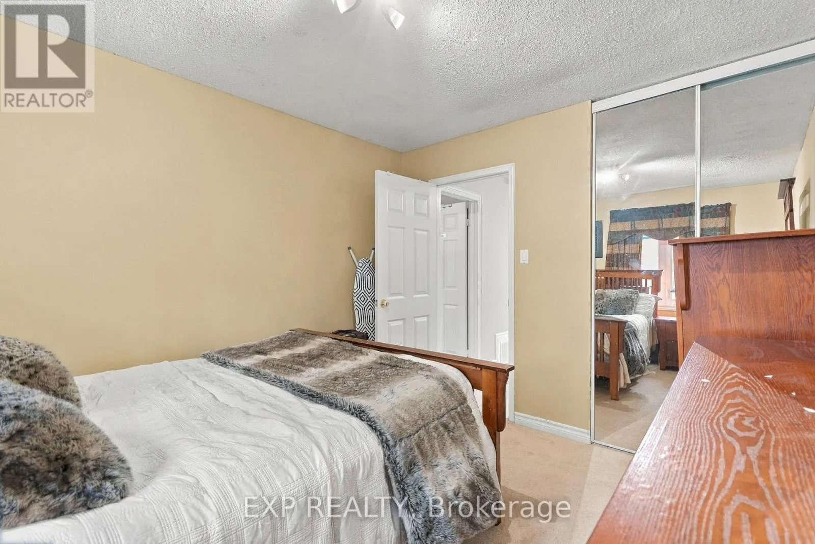 88 VALDOR DRIVE