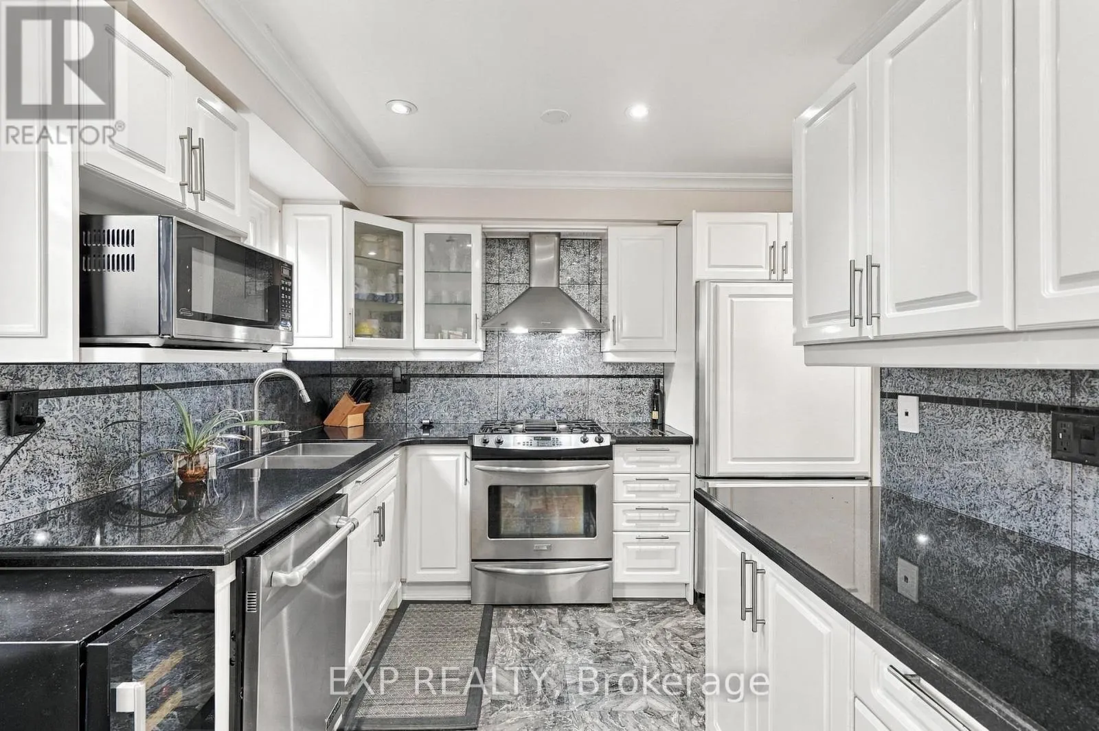 88 VALDOR DRIVE