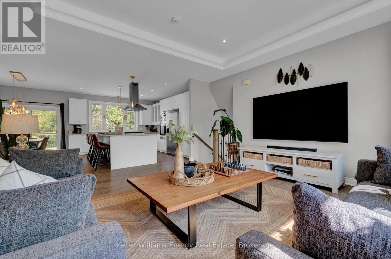 29 WALDWEG DRIVE