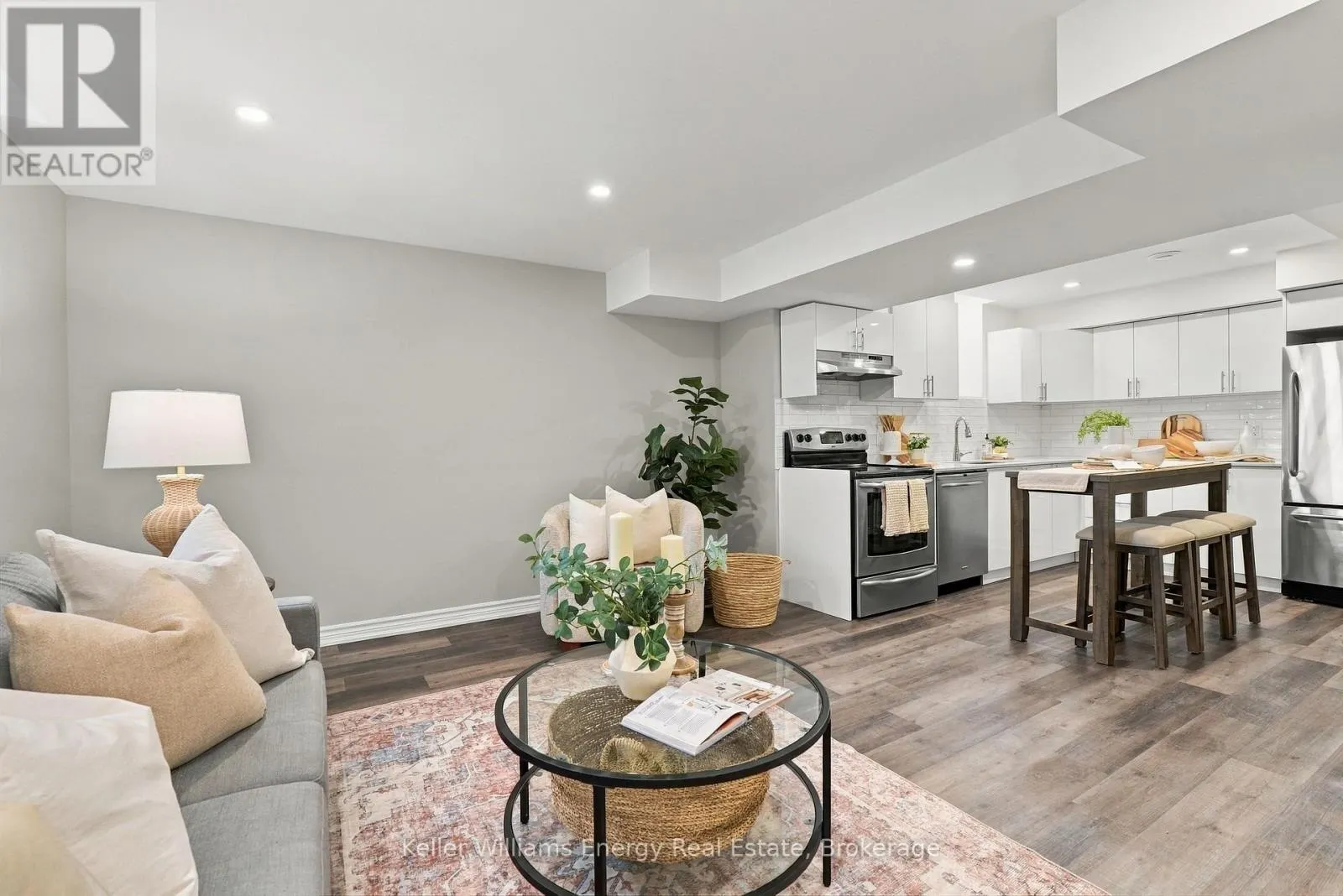 165 DOUGLAS KEMP CRESCENT