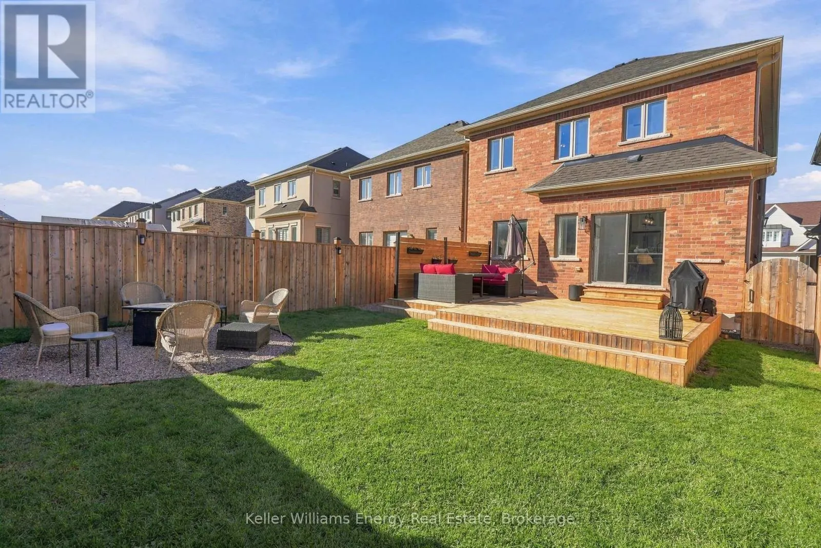 165 DOUGLAS KEMP CRESCENT
