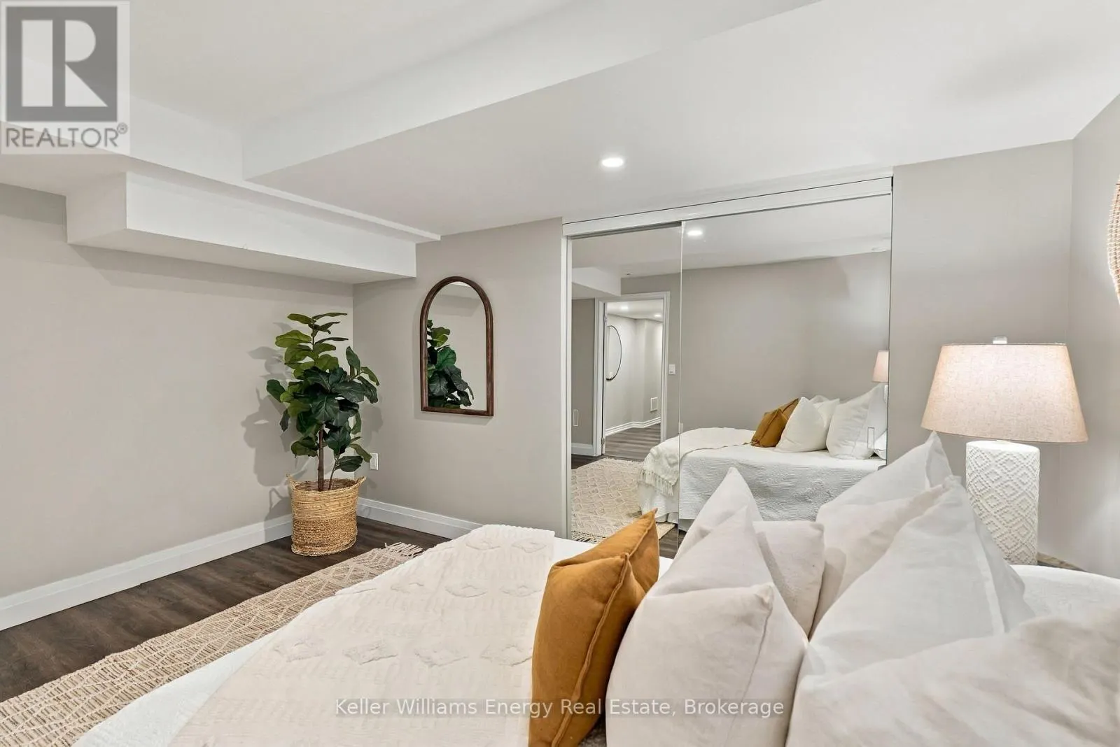 165 DOUGLAS KEMP CRESCENT