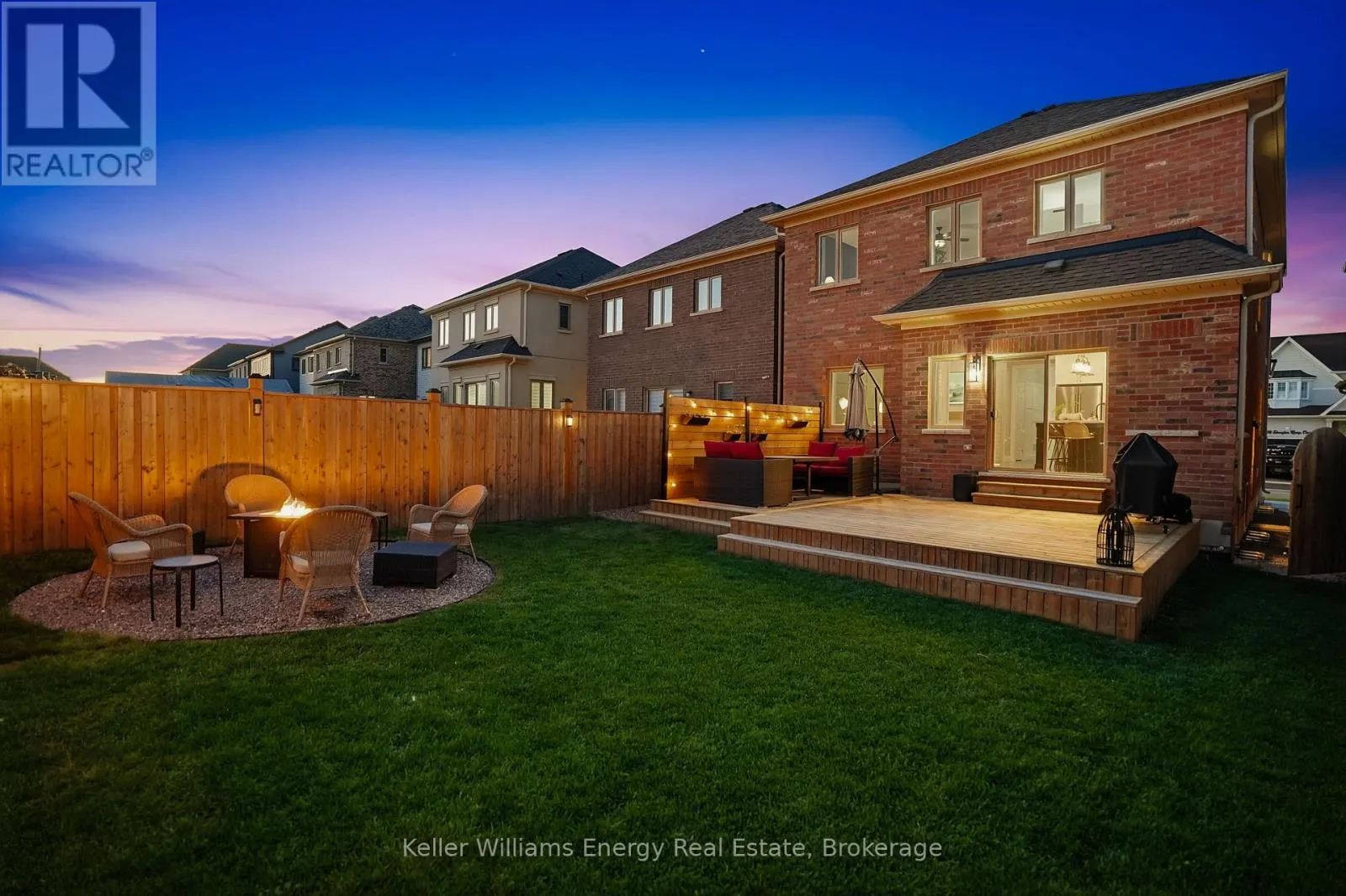 165 DOUGLAS KEMP CRESCENT