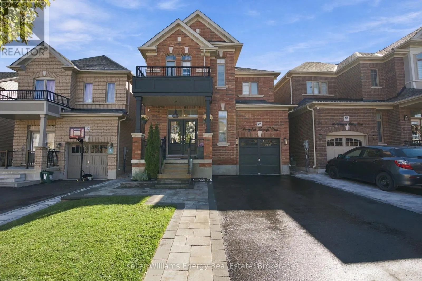 165 DOUGLAS KEMP CRESCENT
